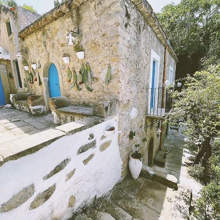 Bed and Breakfast La Casa Del Nespolo Capo dʼOrlando Exterior foto